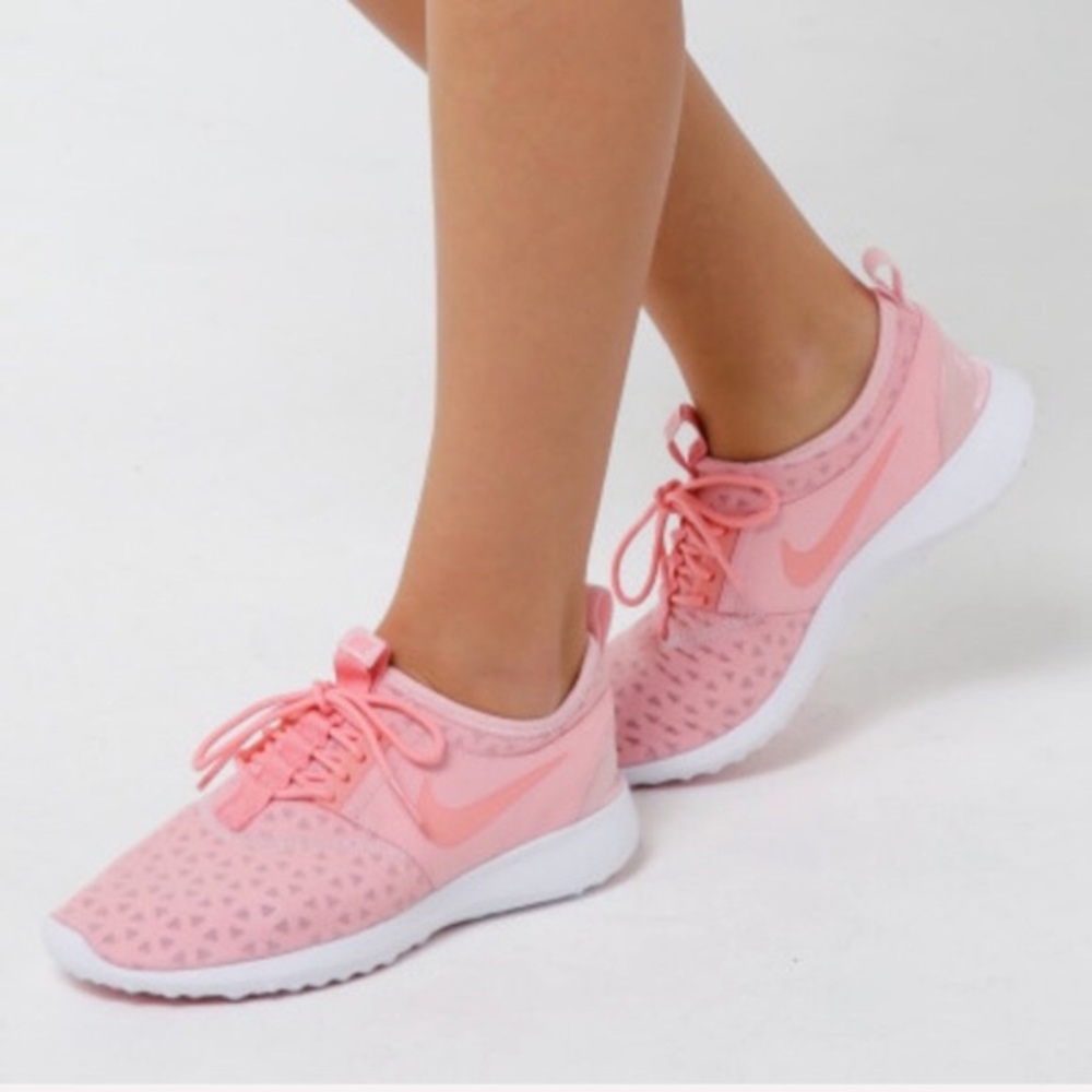 Women’s Nike Juvenate (Pink)